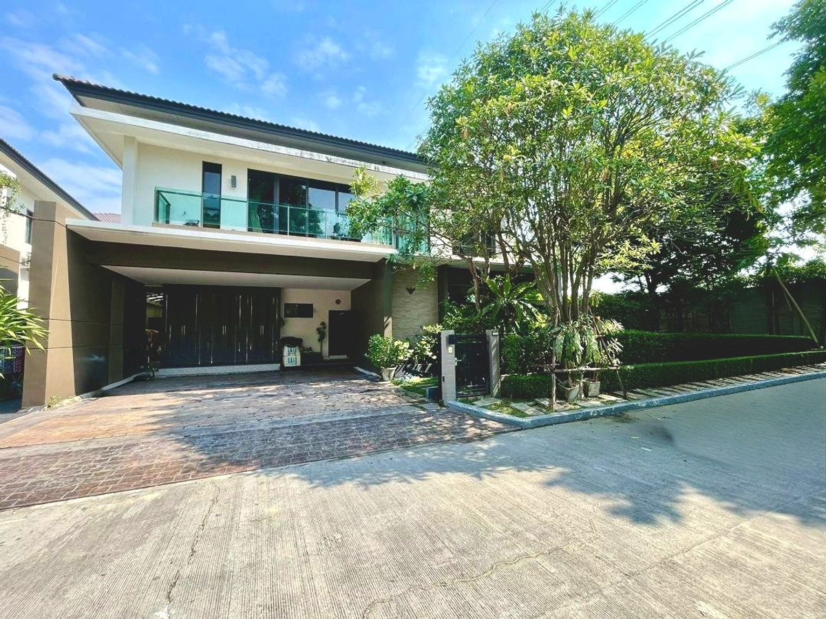 For SaleHouseBangna, Bearing, Lasalle : The City Bangna KM.7 🏠 House on the edge of the inside, at the end of the alley, quiet, no houses opposite, near IKEA / Mega Bangna.