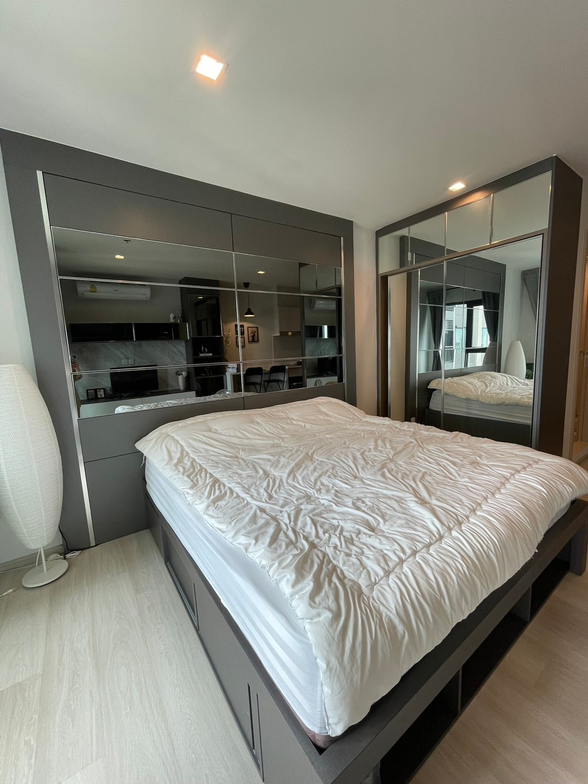 ให้เช่าคอนโดวิทยุ ชิดลม หลังสวน : ให้เช่า คอนโด Life One Wireless ใจกลางวิทยุ  ใกล้ Central Embassy / BTS เพลินจิต / ออฟฟิศย่านธุรกิจ