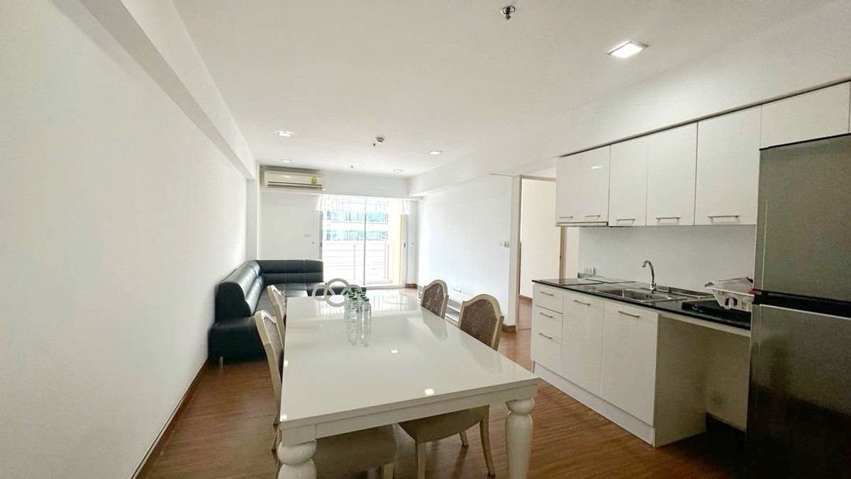 ขายคอนโดพระราม 9 เพชรบุรีตัดใหม่ RCA : ขายด่วน❤️❤️คอนโด My Resort Bangkok (เพชรบุรี–อโศก) ห้องใหญ่ วิวสระ | กู้ได้เต็ม 100% กำไรตั้งแต่ซื้อ