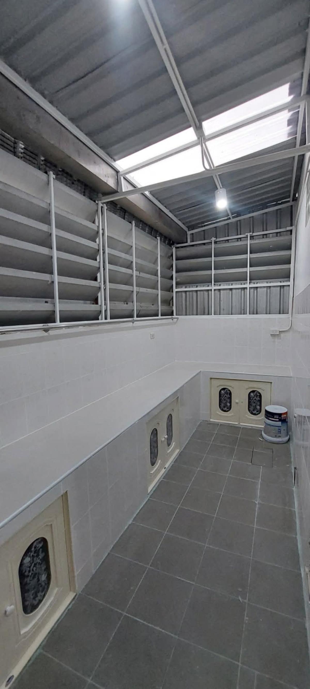 ขายทาวน์โฮมพุทธมณฑล ศาลายา : ขายทาวน์เฮ้าส์/ทาวน์โฮม  บ้านเจ้าพระยาวิลล่า รีโนเวทใหม่ ศาลาธรรมสพน์ เขต ทวีวัฒนา กรุงเทพ CX-145096