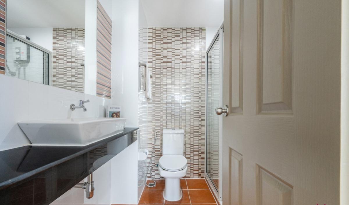 ขายคอนโดรัตนาธิเบศร์ สนามบินน้ำ พระนั่งเกล้า : ขายคอนโด  เดอะ คริสตัล คอนโด 2 เรวดี MRT-ศูนย์ราชการนนทบุรี ตลาดขวัญ เมืองนนทบุรี นนทบุรี CX-145078