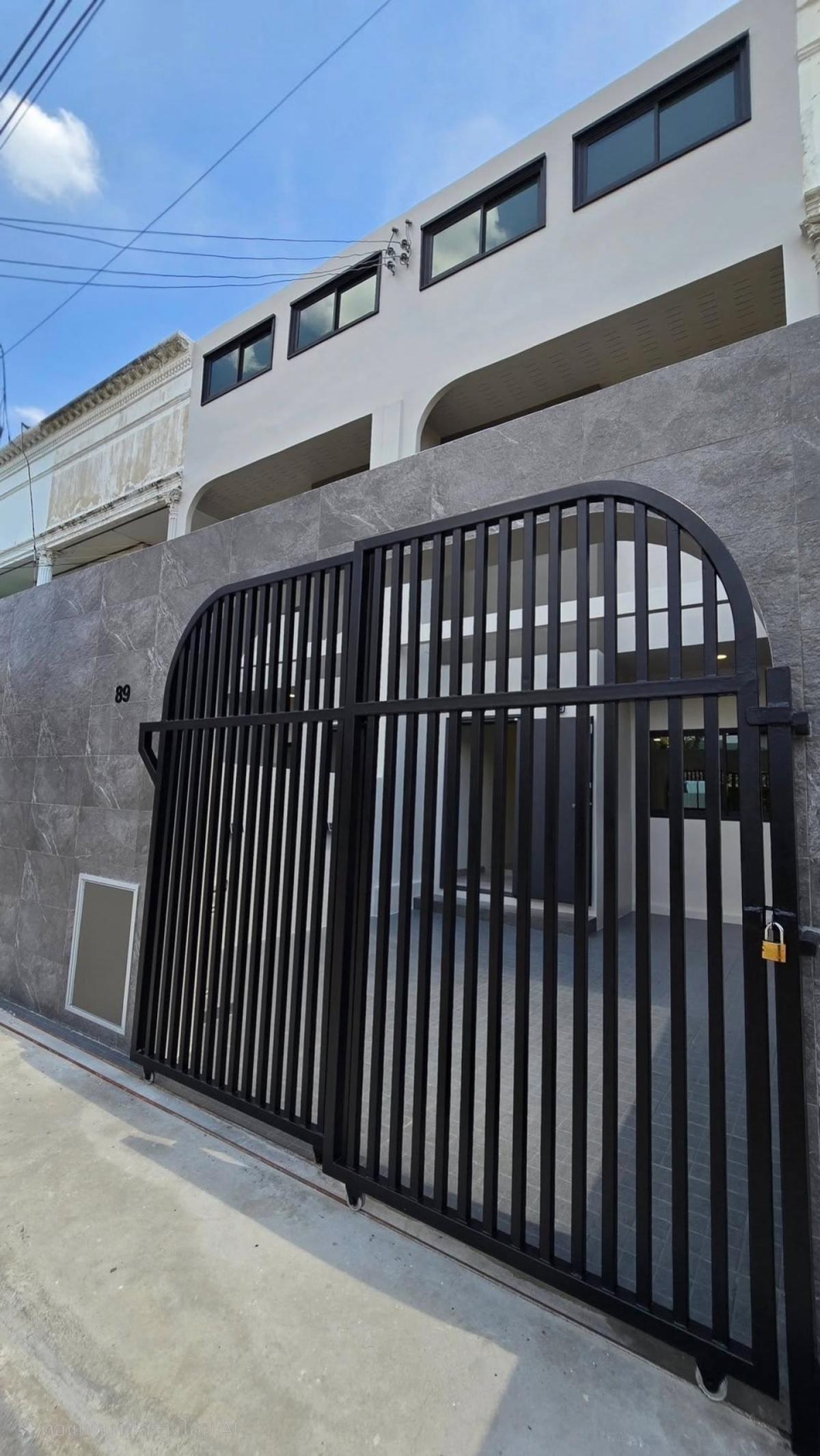 ขายทาวน์โฮมอ่อนนุช อุดมสุข : ขายทาวน์โฮม 2 ชั้น สุขุมวิท 101  บางจาก เขต พระโขนง กรุงเทพ CX-144758