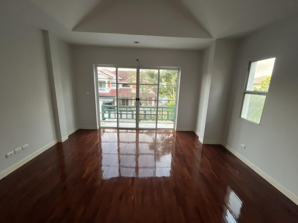 For SaleHouseSeri Thai, Ramkhamhaeng Nida : For Sale House , Mantana Onnut - Wongwaen 1 , wide frontage , newly renovated , Dok Mai , Prawet , Bangkok , CX-144939