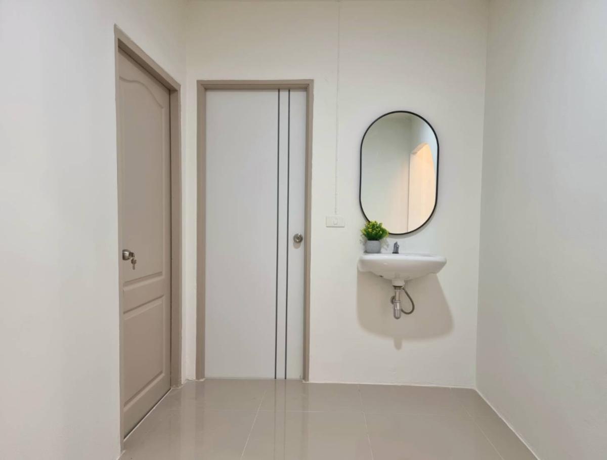 ขายทาวน์โฮมระยอง : ทาวน์เฮ้าส์รีโนเวท ตำบลเนินพระ  ระยอง  CX-144878