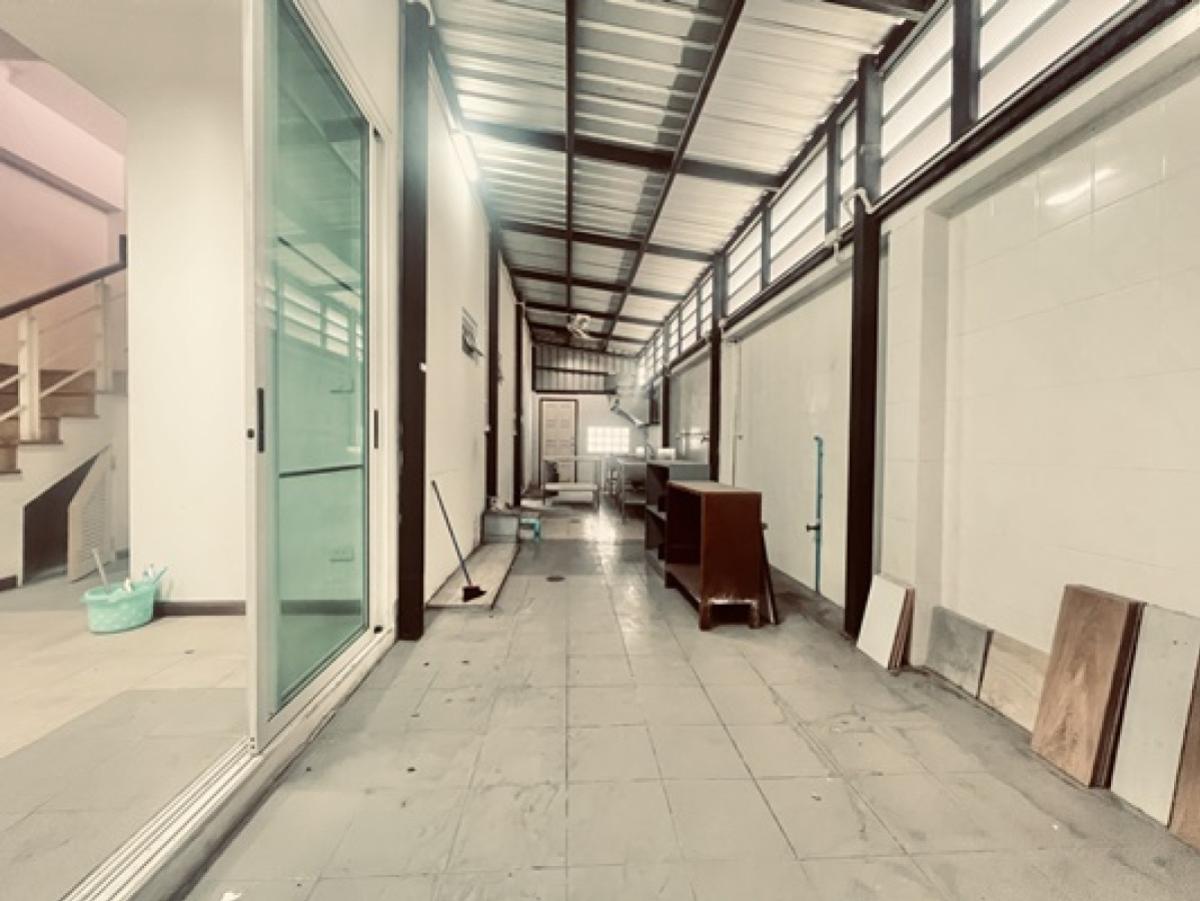 For SaleHome OfficeKaset Nawamin,Ladplakao : For Sale Homeoffice , Biz Galleria , wide frontage , newly renovated , Nuan Chan , Bung Kum , Bangkok , CX-144713