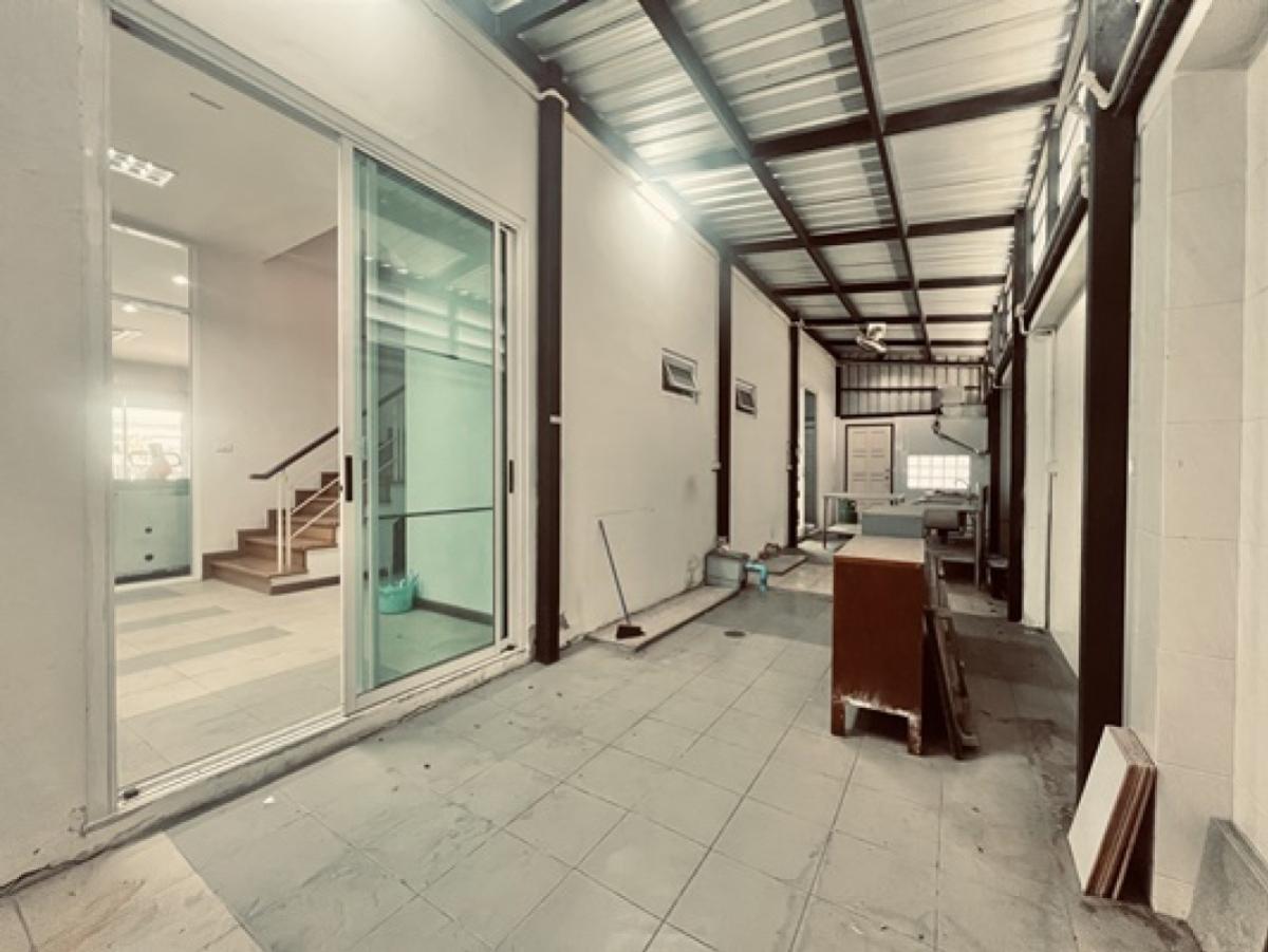 For SaleHome OfficeKaset Nawamin,Ladplakao : For Sale Homeoffice , Biz Galleria , wide frontage , newly renovated , Nuan Chan , Bung Kum , Bangkok , CX-144713