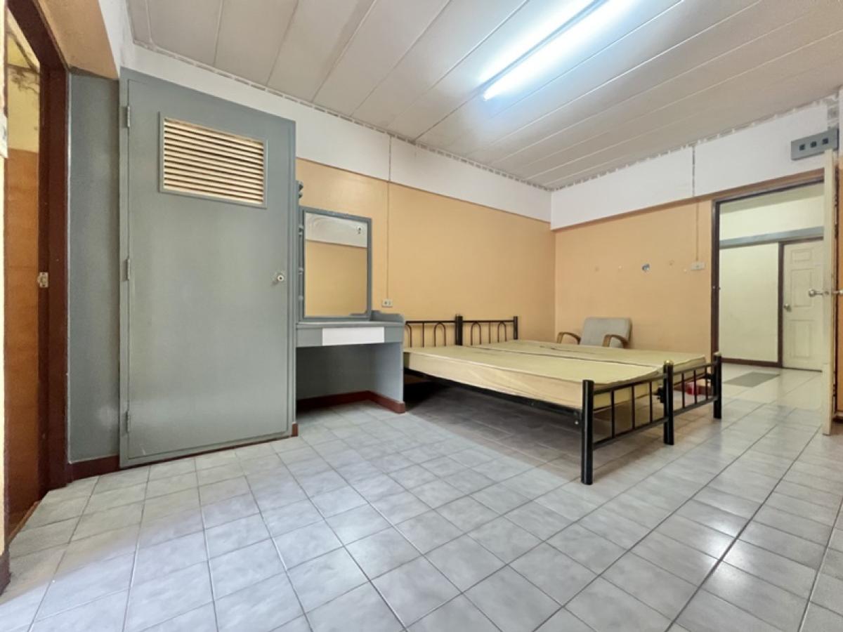 ขายลาดพร้าว101 แฮปปี้แลนด์ : ขายอพาร์ทเม้นท์ ลาดพร้าว 122 แยก 3 พลับพลา วังทองหลาง กรุงเทพ CX-144606