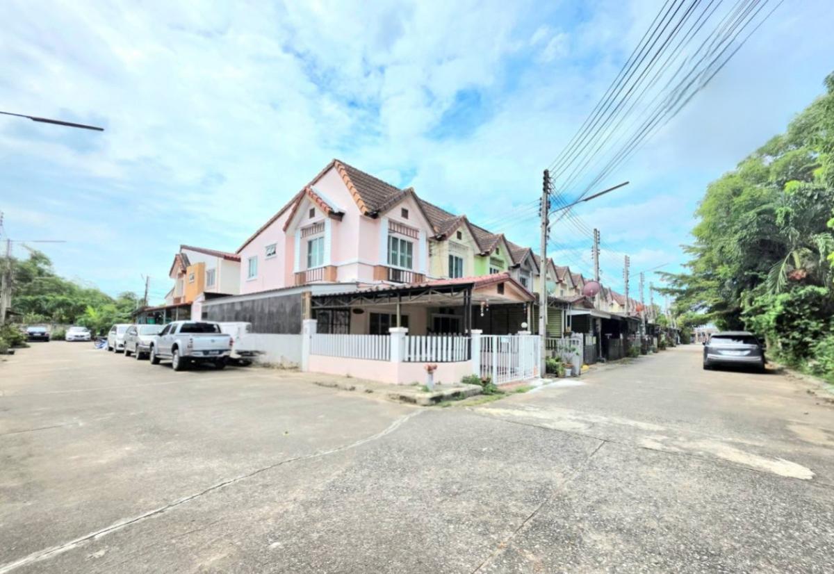 For SaleTownhomePattaya, Bangsaen, Chonburi : For Sale Townhouse/Townhome  , Baan Thanvalai , corner unit , Bueng , Si Racha , Chon Buri , CX-144626