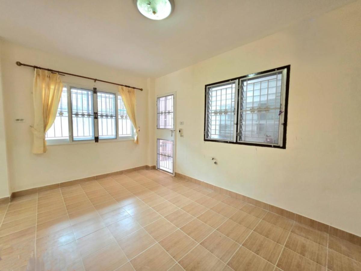 For SaleTownhomePattaya, Bangsaen, Chonburi : For Sale Townhouse/Townhome  , Baan Thanvalai , corner unit , Bueng , Si Racha , Chon Buri , CX-144626