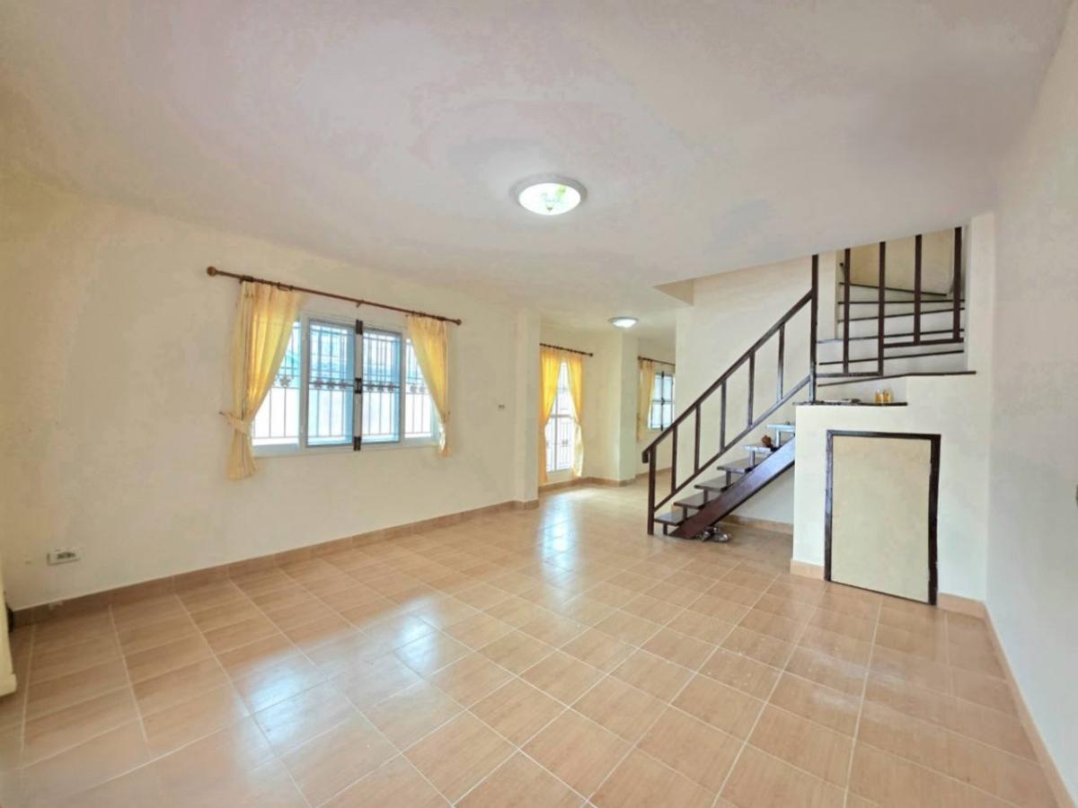 For SaleTownhomePattaya, Bangsaen, Chonburi : For Sale Townhouse/Townhome  , Baan Thanvalai , corner unit , Bueng , Si Racha , Chon Buri , CX-144626