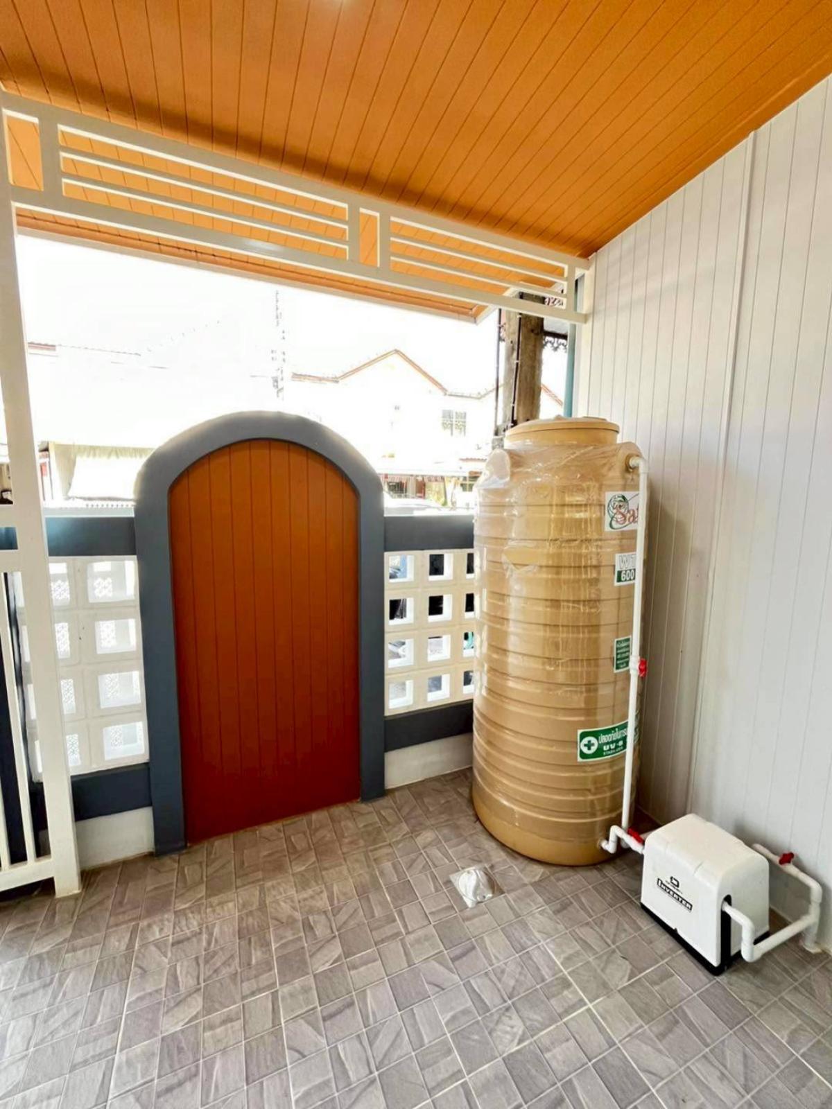 For SaleTownhomePathum Thani,Rangsit, Thammasat : For Sale Townhouse/Townhome  , Baan Pruksa 44 Rangsit - Klong 2 , newly renovated , Khlong Song , khlong Luang , Pathum Thani , CX-144517