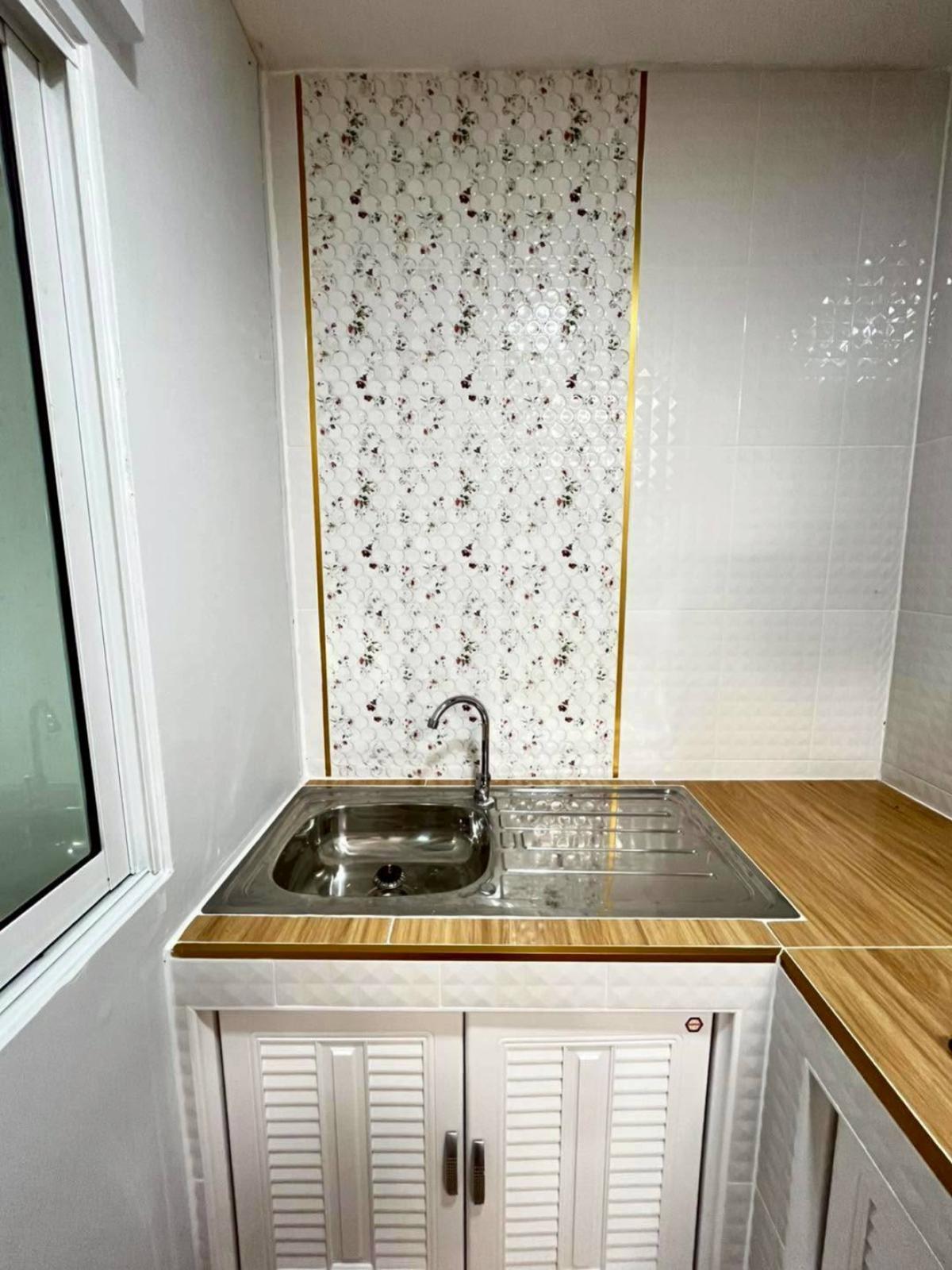 For SaleTownhomePathum Thani,Rangsit, Thammasat : For Sale Townhouse/Townhome  , Baan Pruksa 44 Rangsit - Klong 2 , newly renovated , Khlong Song , khlong Luang , Pathum Thani , CX-144517