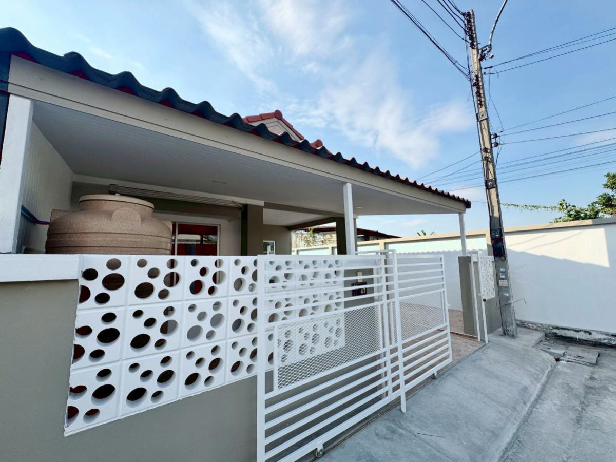 For SaleTownhomePathum Thani,Rangsit, Thammasat : For Sale Townhouse/Townhome  , Baan Jessada 9 , BTS-Khu Khot , Lat Sawai , Lam Luk Ka , Pathum Thani , CX-144342