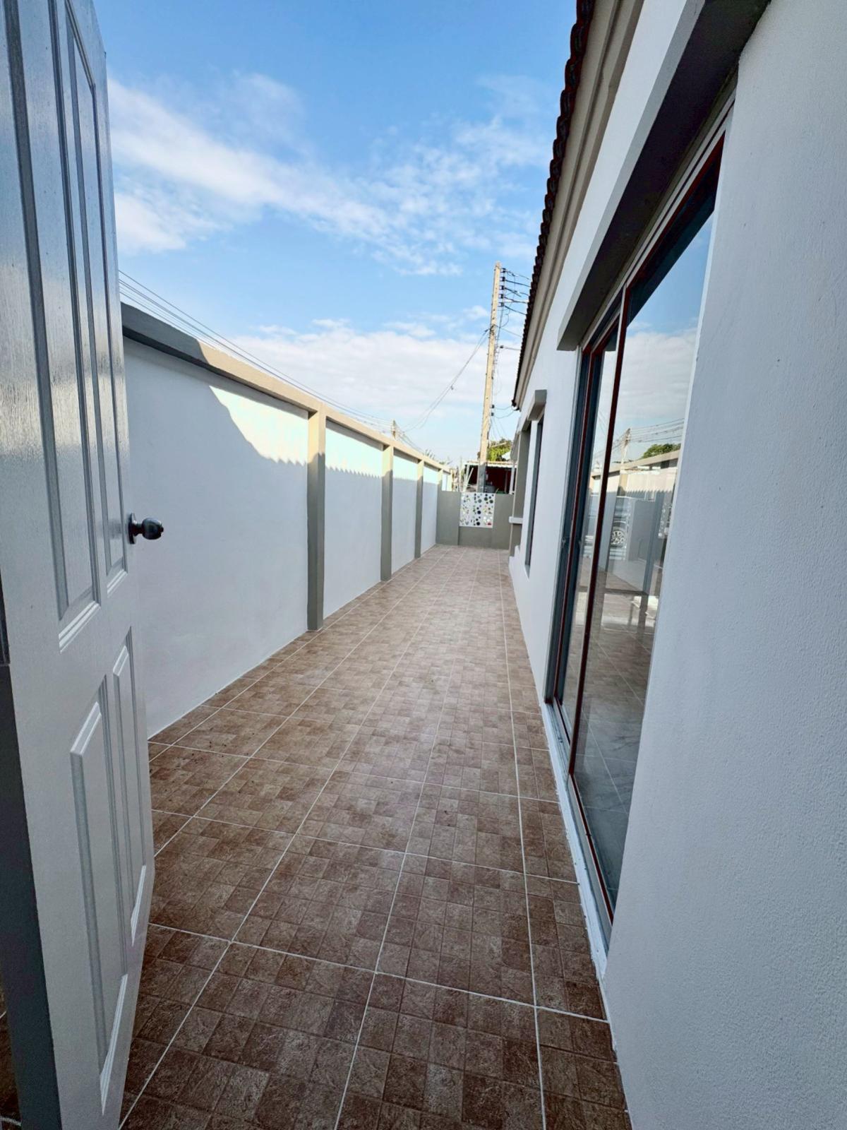 For SaleTownhomePathum Thani,Rangsit, Thammasat : For Sale Townhouse/Townhome  , Baan Jessada 9 , BTS-Khu Khot , Lat Sawai , Lam Luk Ka , Pathum Thani , CX-144342