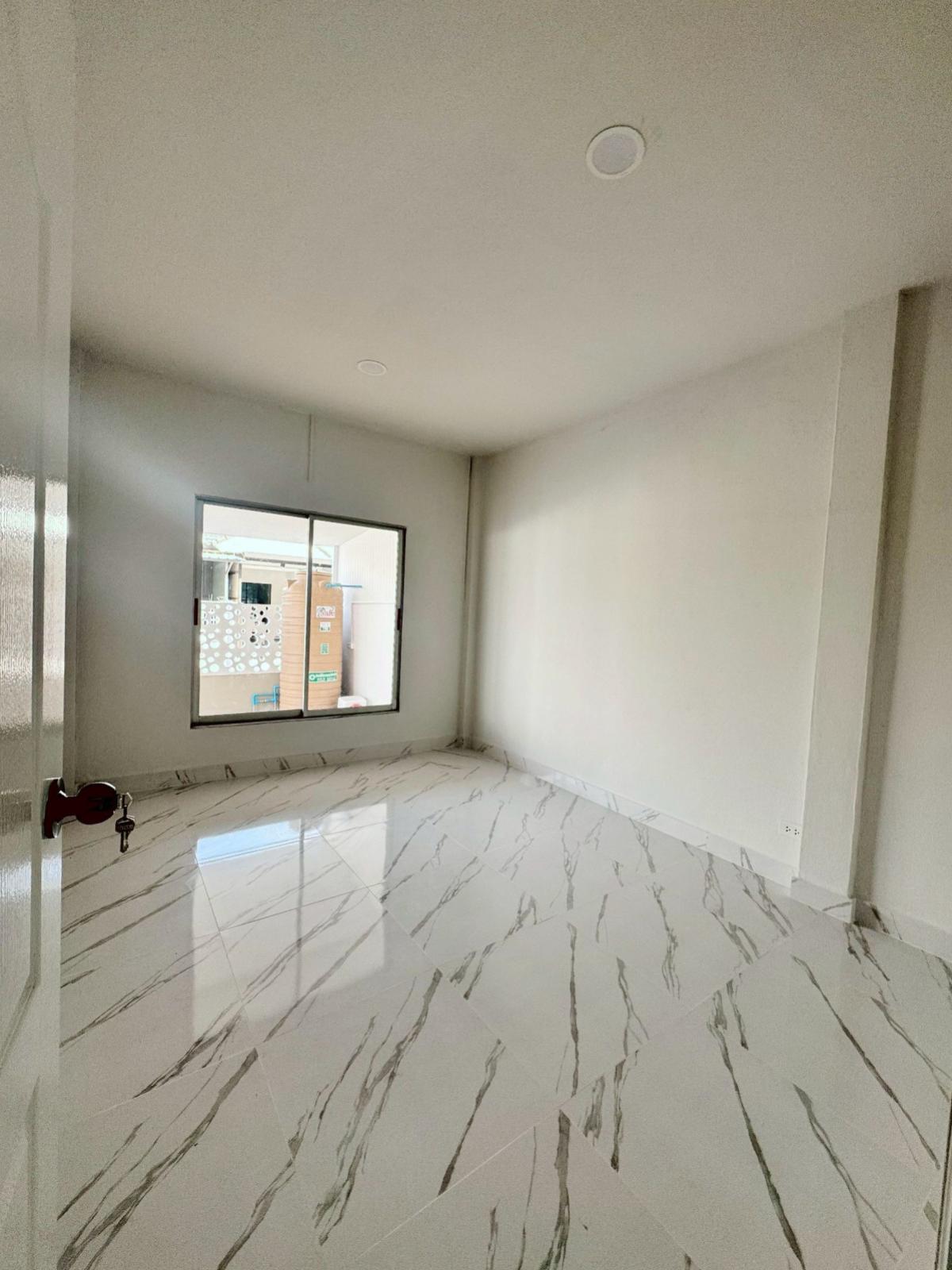 For SaleTownhomePathum Thani,Rangsit, Thammasat : For Sale Townhouse/Townhome  , Baan Jessada 9 , BTS-Khu Khot , Lat Sawai , Lam Luk Ka , Pathum Thani , CX-144342