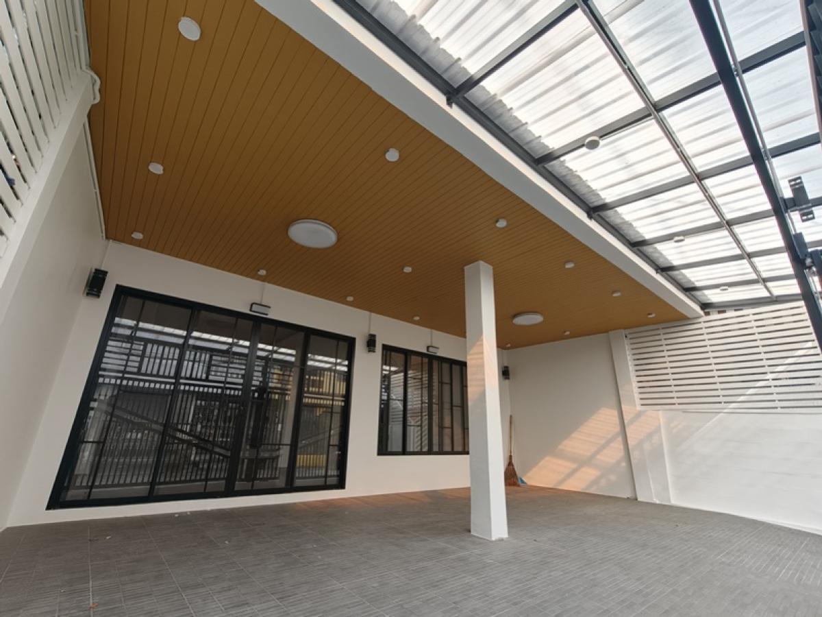 ขายทาวน์โฮมลาดพร้าว101 แฮปปี้แลนด์ : ขายทาวน์เฮ้าส์/ทาวน์โฮม  ประชากรไทย ลาดพร้าว 93 หน้ากว้าง รีโนเวทใหม่ วังทองหลาง เขต วังทองหลาง กรุงเทพ CX-142731