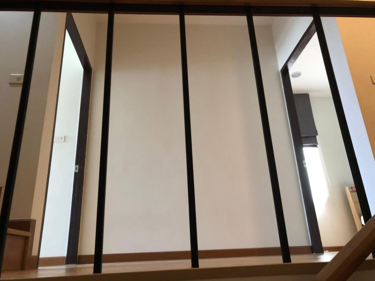 For SaleTownhomeSukhumvit, Asoke, Thonglor : For Sale 3-story townhome, corner unit, outside the project. , Khlong Toei Nuea , Watthana , Bangkok , CX-142813