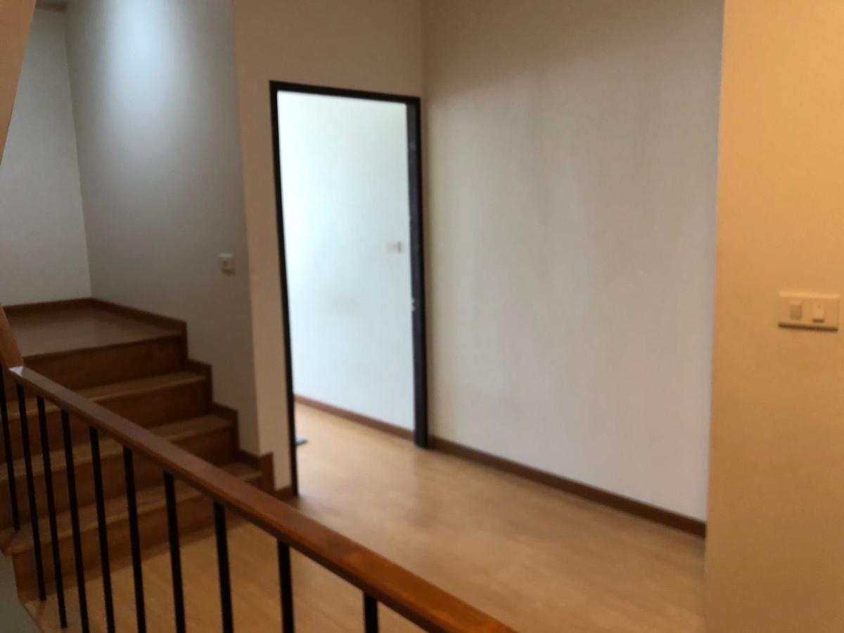 For SaleTownhomeSukhumvit, Asoke, Thonglor : For Sale 3-story townhome, corner unit, outside the project. , Khlong Toei Nuea , Watthana , Bangkok , CX-142813