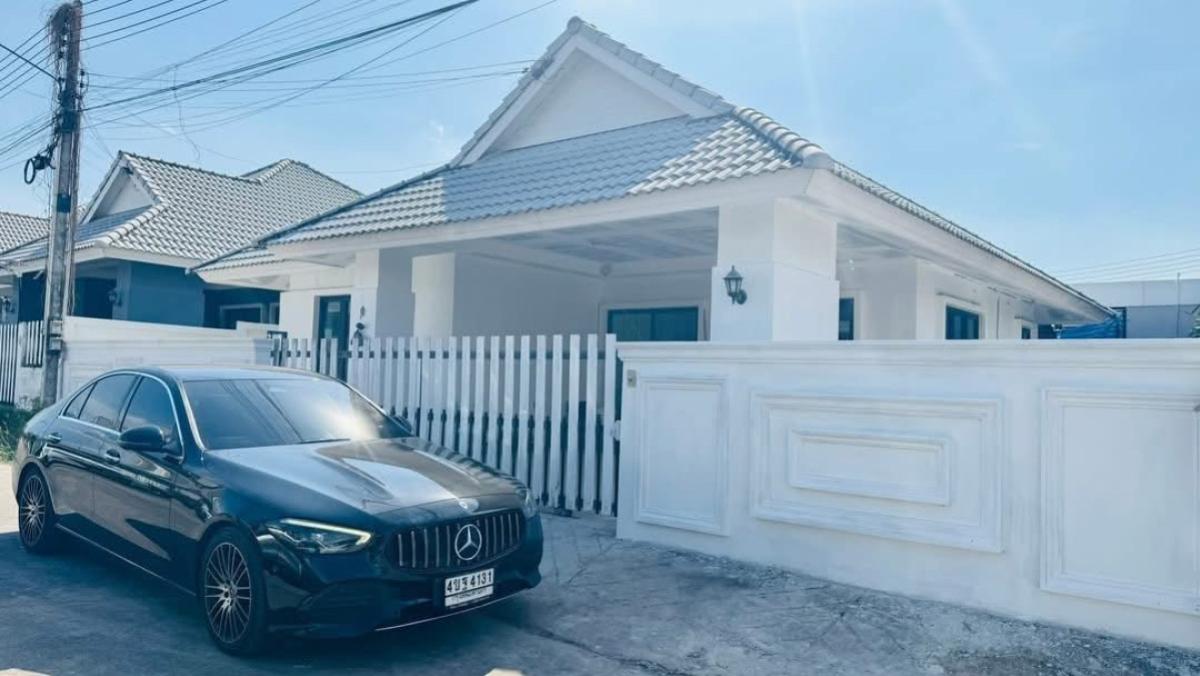 For SaleHousePattaya, Bangsaen, Chonburi : For Sale House , Pattaya Village , Nong Pla Lai , Bang Lamung , Chon Buri , CX-144220