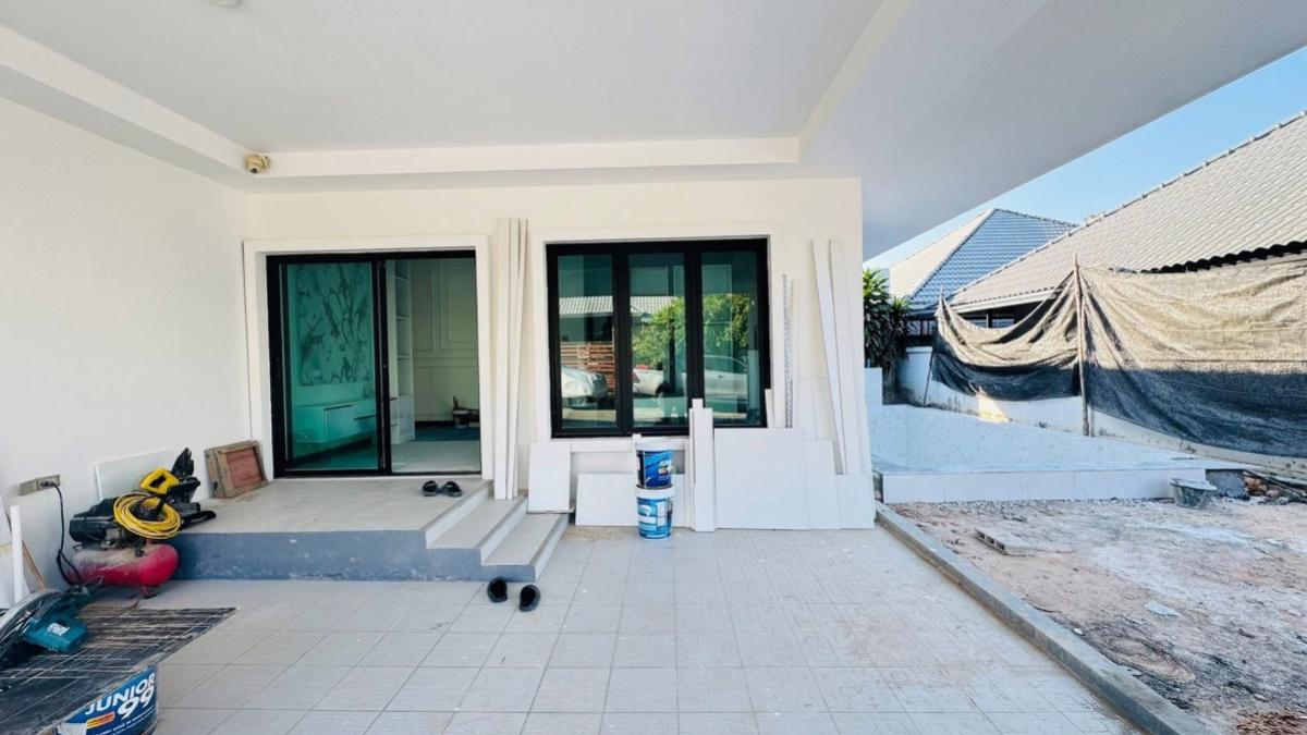 For SaleHousePattaya, Bangsaen, Chonburi : For Sale House , Pattaya Village , Nong Pla Lai , Bang Lamung , Chon Buri , CX-144220