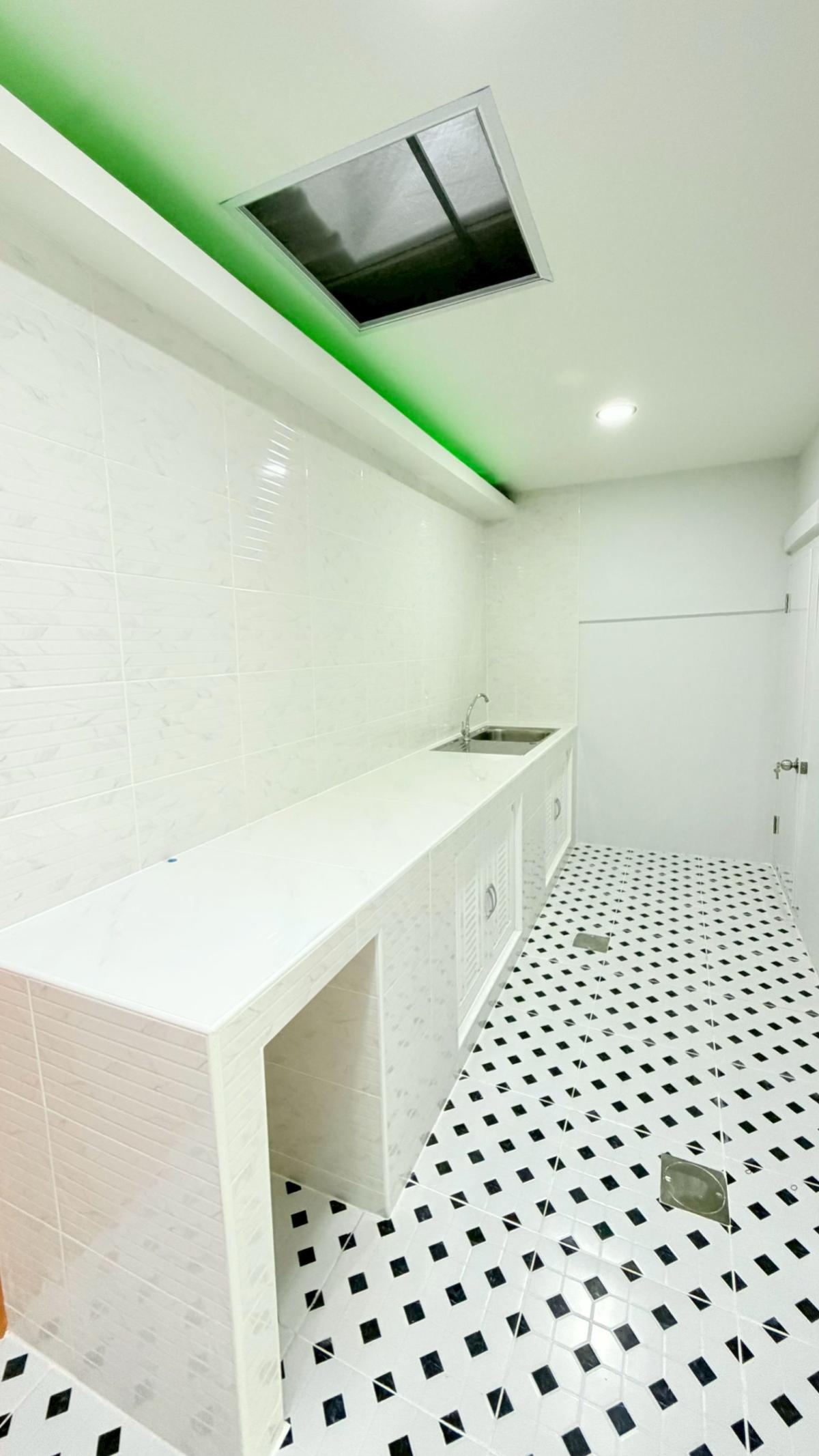 For SaleTownhomePathum Thani,Rangsit, Thammasat : For Sale Townhouse/Townhome  , Pruksa 17 Lam Luk Ka - Khlong 3 , BTS-Khu Khot , Lam Luk Ka , Lam Luk Ka , Pathum Thani , CX-144199