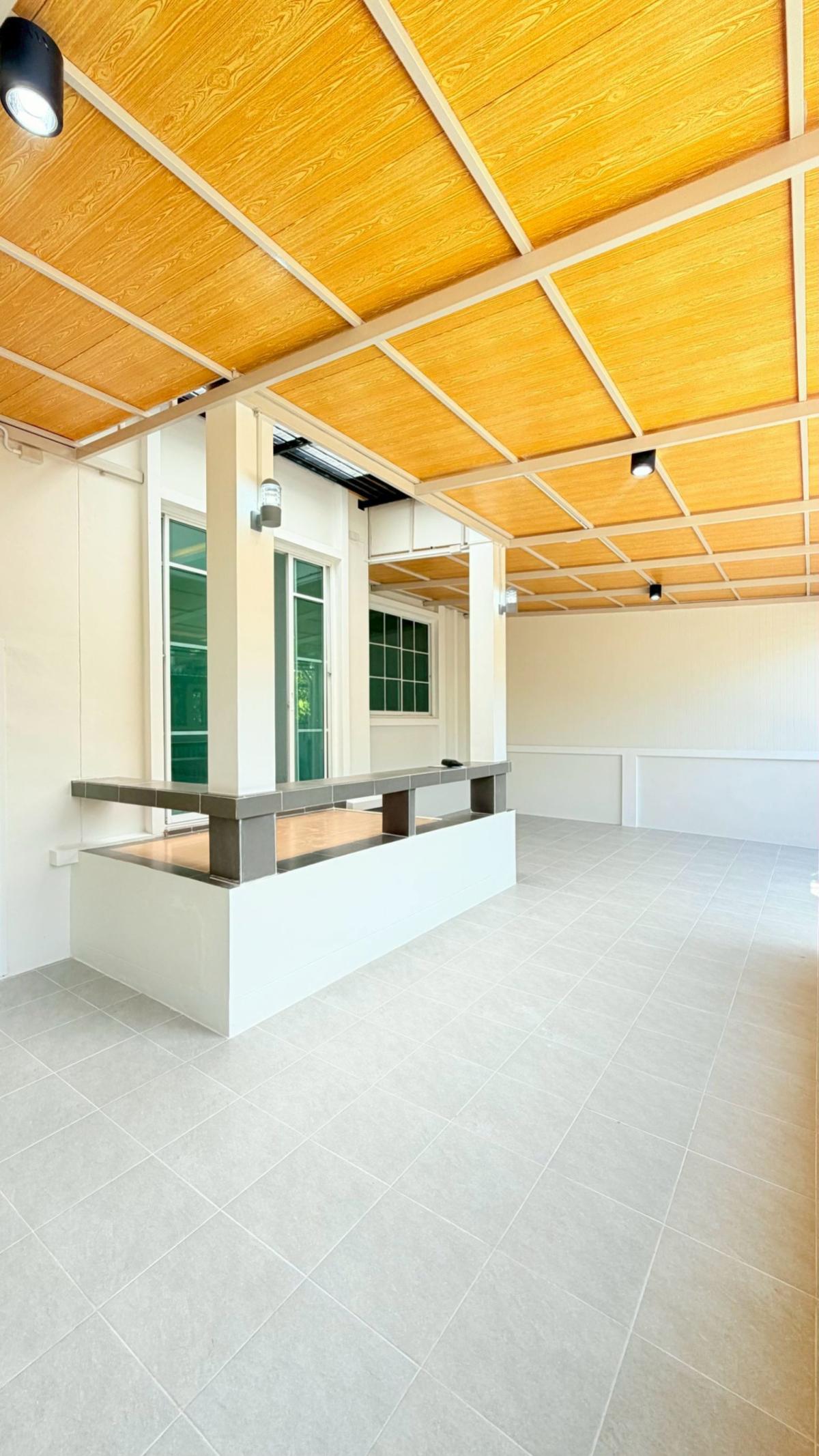 For SaleTownhomePathum Thani,Rangsit, Thammasat : For Sale Townhouse/Townhome  , Pinruethai Rangsit - Klong 7 , Bueng Bon , Nong Suea , Pathum Thani , CX-143426