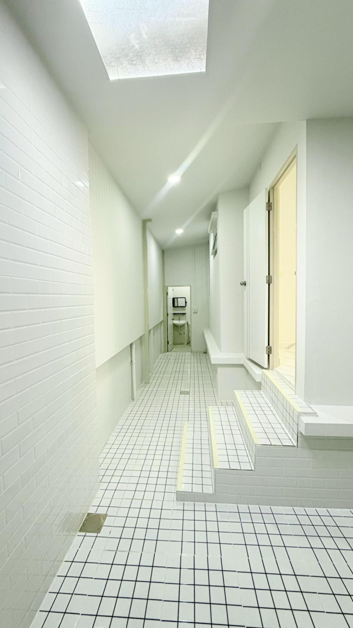 For SaleTownhomePathum Thani,Rangsit, Thammasat : For Sale Townhouse/Townhome  , Pinruethai Rangsit - Klong 7 , Bueng Bon , Nong Suea , Pathum Thani , CX-143426