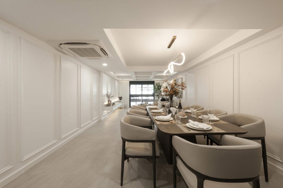 For SaleTownhomeSukhumvit, Asoke, Thonglor : For Sale Varenzia  , newly renovated , Khlong Tan Nuea , Watthana , Bangkok , CX-143842