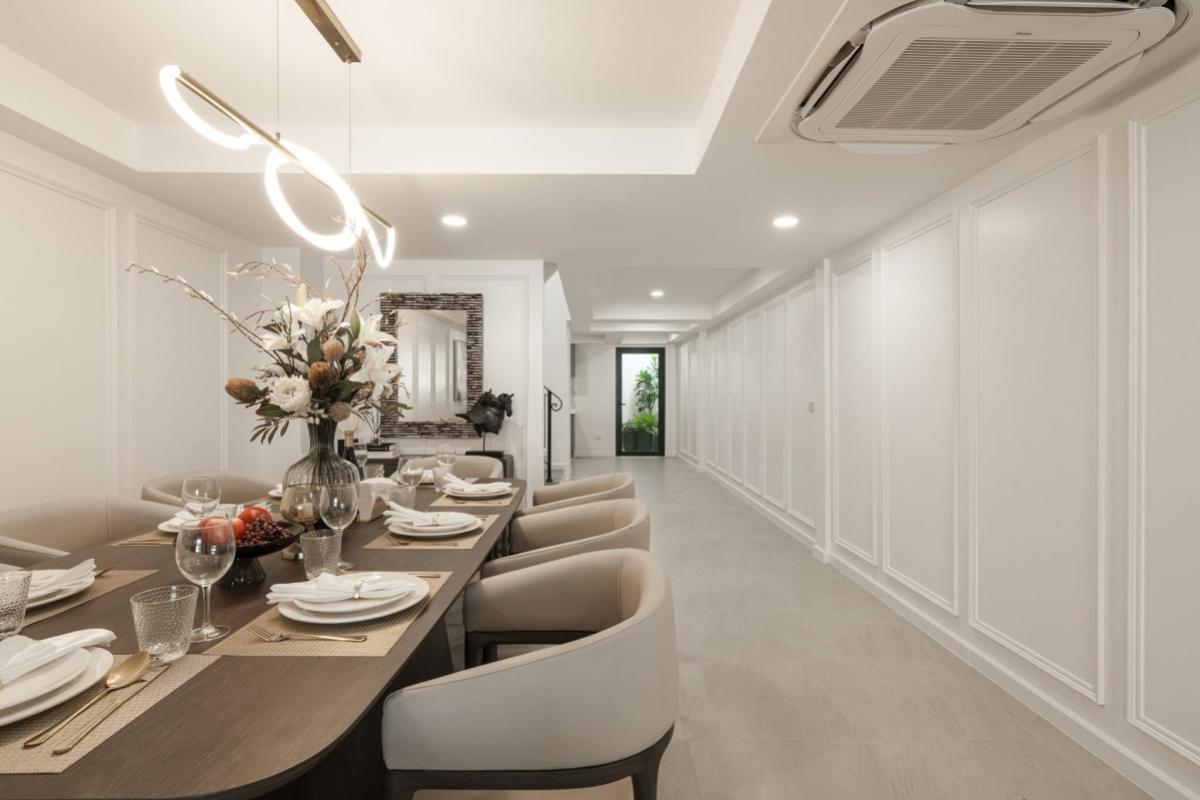 For SaleTownhomeSukhumvit, Asoke, Thonglor : For Sale Varenzia  , newly renovated , Khlong Tan Nuea , Watthana , Bangkok , CX-143842