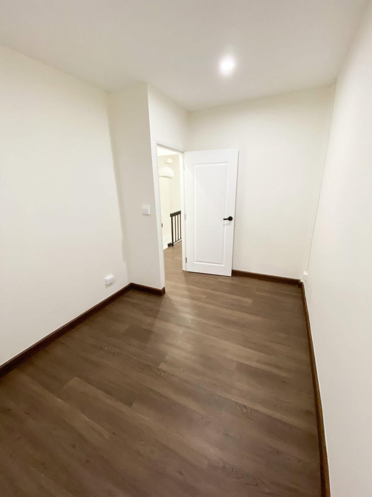 ขายทาวน์โฮมเกษตร นวมินทร์ ลาดปลาเค้า : ขายทาวน์เฮ้าส์ หมู่บ้านราณี 3 ซอย นวมินทร์ 135 แยก 2-3 รีโนเวทใหม่ นวลจันทร์ เขต บึงกุ่ม กรุงเทพ CX-143883