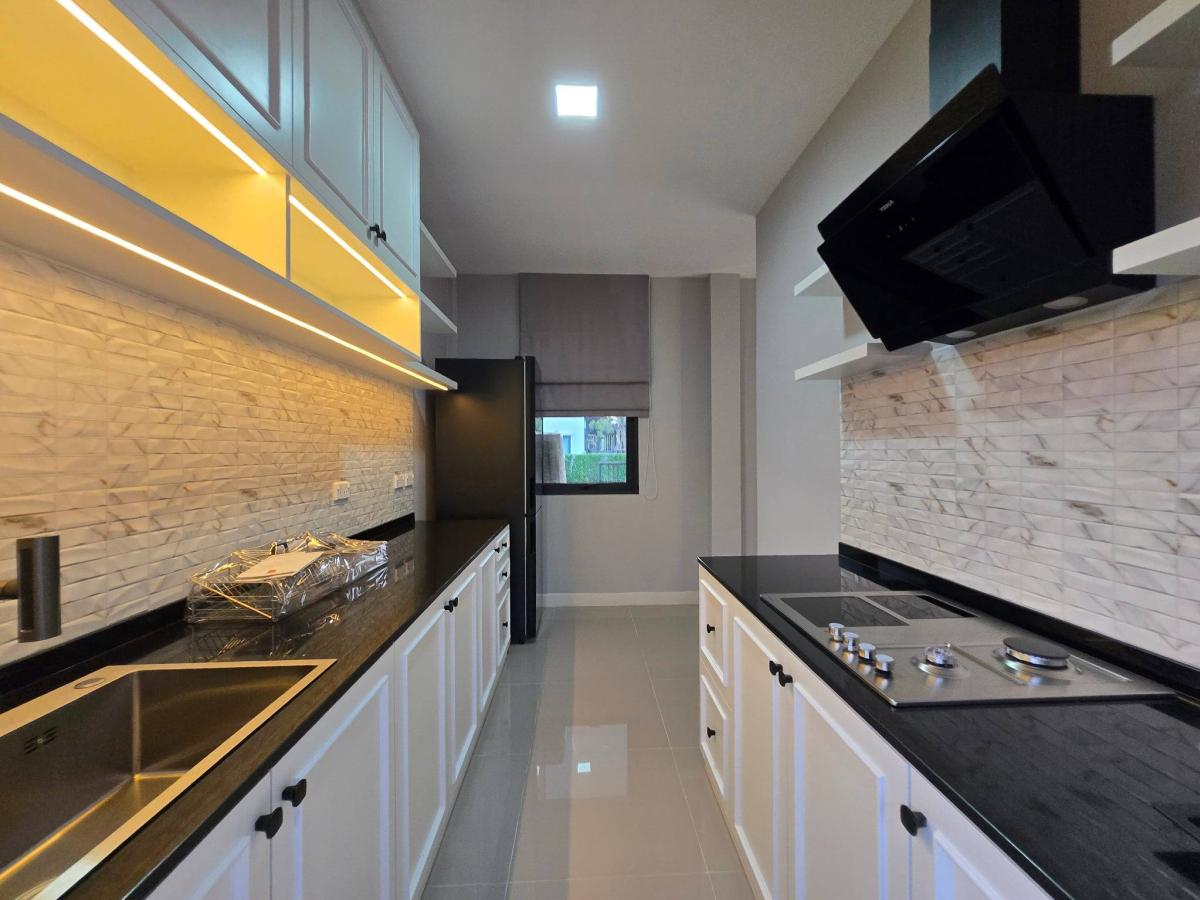 ให้เช่าบ้านสมุทรปราการ สำโรง : GH01326 - Grande Pleno Sukhumvit - Bangna  :  แกรนด์ พลีโน่ สุขุมวิท - บางนา : Grande Pleno Sukhumvit - Bangna  :  แกรนด์ พลีโน่ สุขุมวิท - บางนา - #MegaBangna #International School (SISB / TCIS / Concordian) #SuvarnabhumiAirport