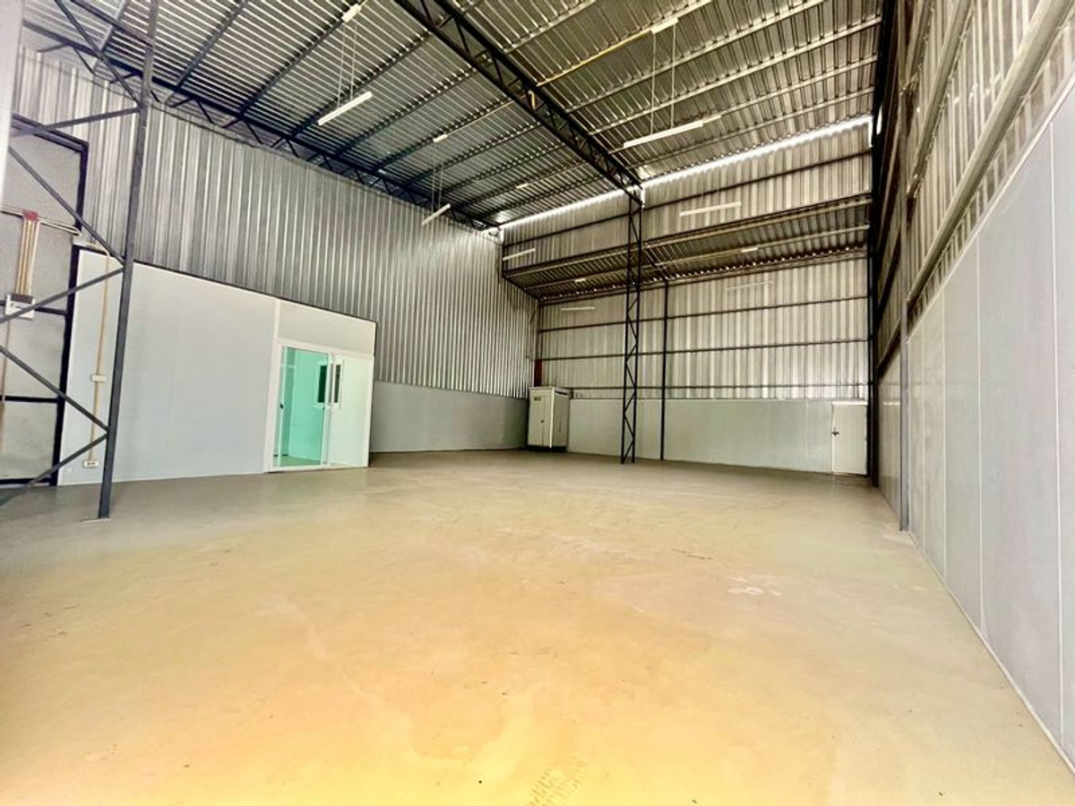 For RentWarehouseRama 2, Bang Khun Thian : Warehouse for rent, Chom Thong, Rama 2 Soi 3, area 182 square meters - 258 square meters, Rama 2 Road, Soi 3, Bang Mot Subdistrict, Chom Thong District, Bangkok