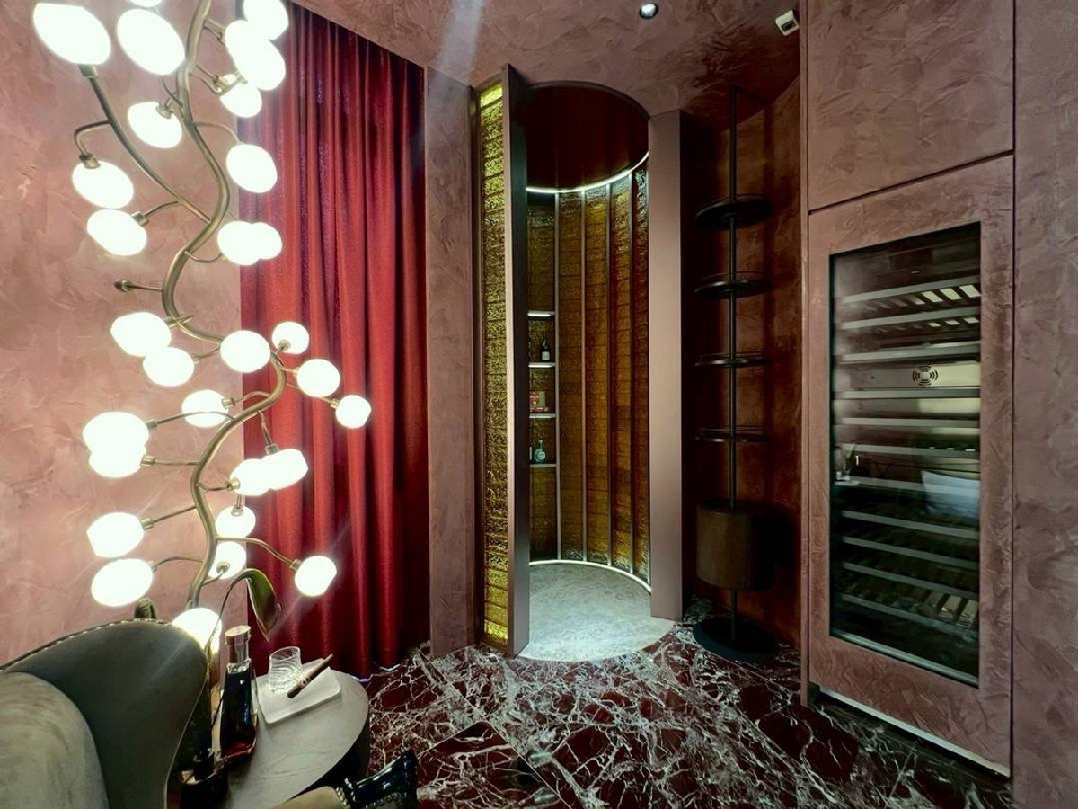 ขายบ้านบางซื่อ วงศ์สว่าง เตาปูน : บ้านเดี่ยวสุดหรู Super Ultra Luxury มีความส่วนตัวสูง
 ทำเลดีติดถนนใหญ่รัชดาภิเษก