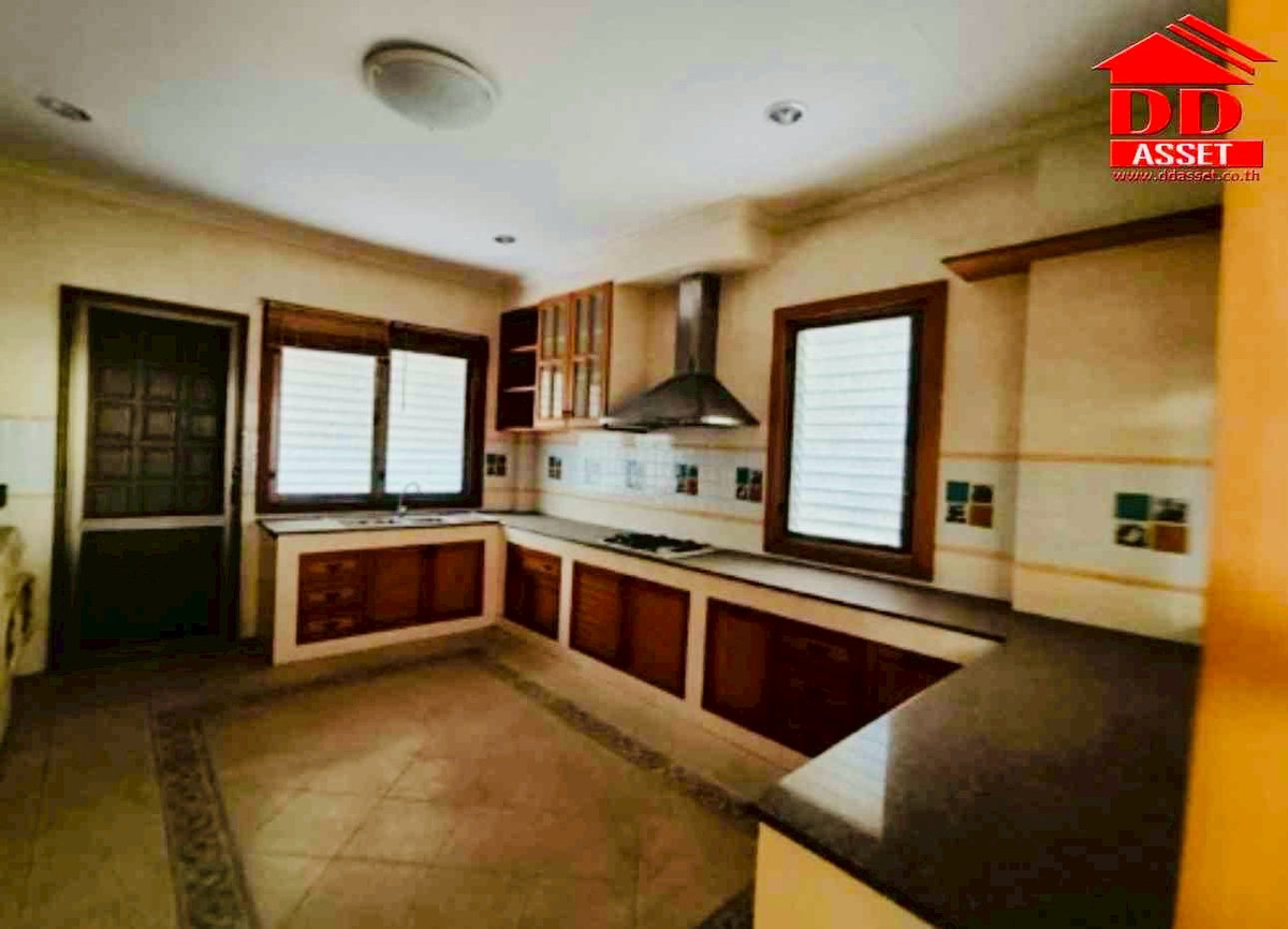 ขายบ้านสมุทรปราการ สำโรง : ขายบ้านเดี่ยว ลดาวัลย์ ศรีนครินทร์ ติดถนน BTS ศรีแบริ่ง รหัส : H8280