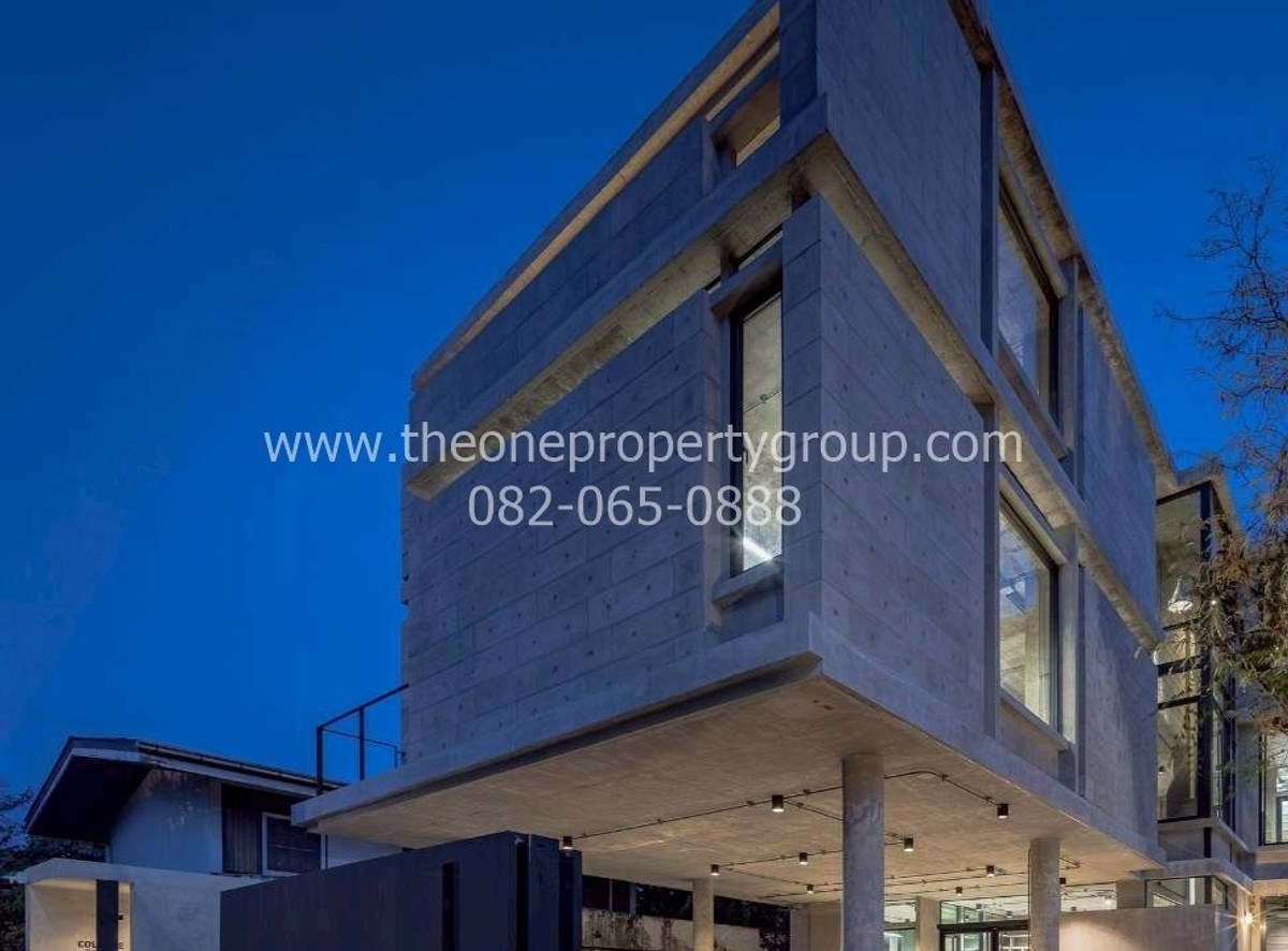 For SaleHome OfficeSapankwai,Jatujak : Office building, 3 floors, 82 sq m., modern, premium Brutal Loft style, Soi Lat Phrao 23, near MRT, Lat Phrao Road, Chandrakasem Subdistrict, Chatuchak District, Bangkok.