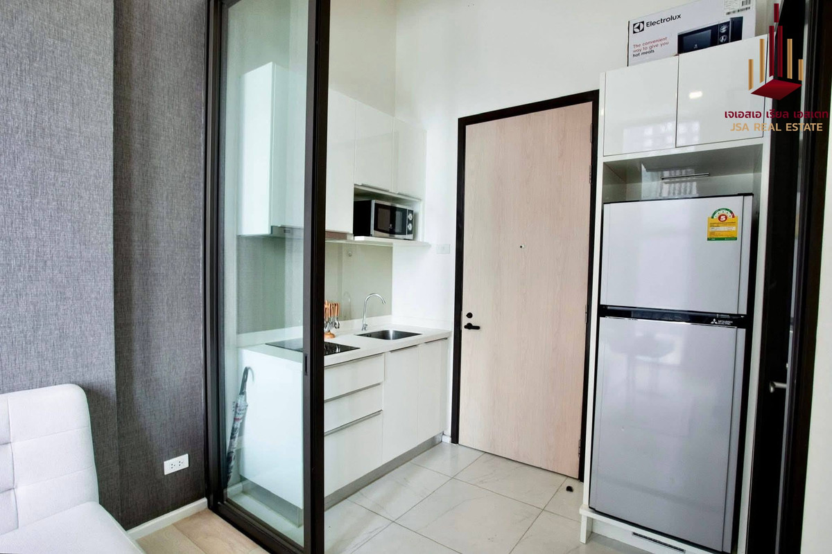 For SaleCondoRama9, Petchburi, RCA : ✨ For Sale: Chewathai Residence Asoke Condo ✨ 💰 Only 4,640,000 THB