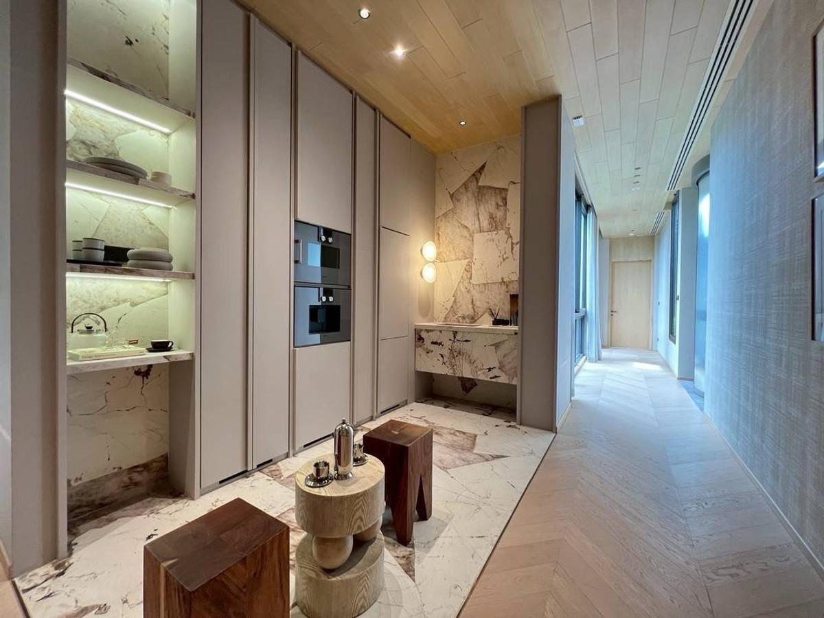 ขายบ้านบางซื่อ วงศ์สว่าง เตาปูน : บ้านเดี่ยวสุดหรู Super Ultra Luxury มีความส่วนตัวสูง
 ทำเลดีติดถนนใหญ่รัชดาภิเษก