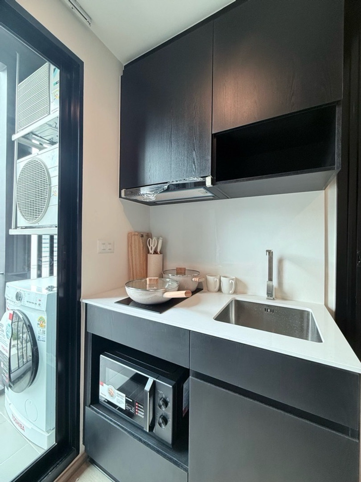 ให้เช่าคอนโดพระราม 9 เพชรบุรีตัดใหม่ RCA : 🏢 Nue District R9 👫✨ คอนโดใหม่ย่านพระราม 9 | 🚆 ใกล้ MRT เดินง่าย | 🌿 ส่วนกลางอลังการ ห้องตีกอล์ฟ • สปา • Pilates ไลฟ์สไตล์จัดเต็ม