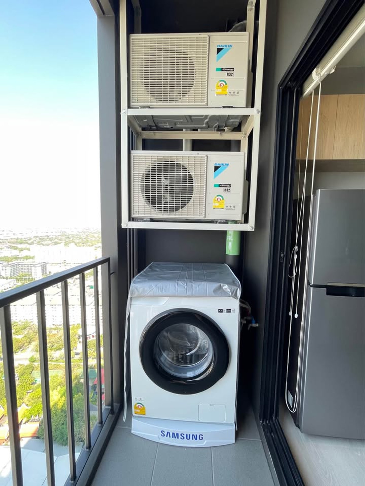 For RentCondoPattanakan, Srinakarin : 🔥 For rent Nue Noble Srinakarin-La Salle 🔥 📍 near MRT Sri Lasalle 🚆 convenient travel