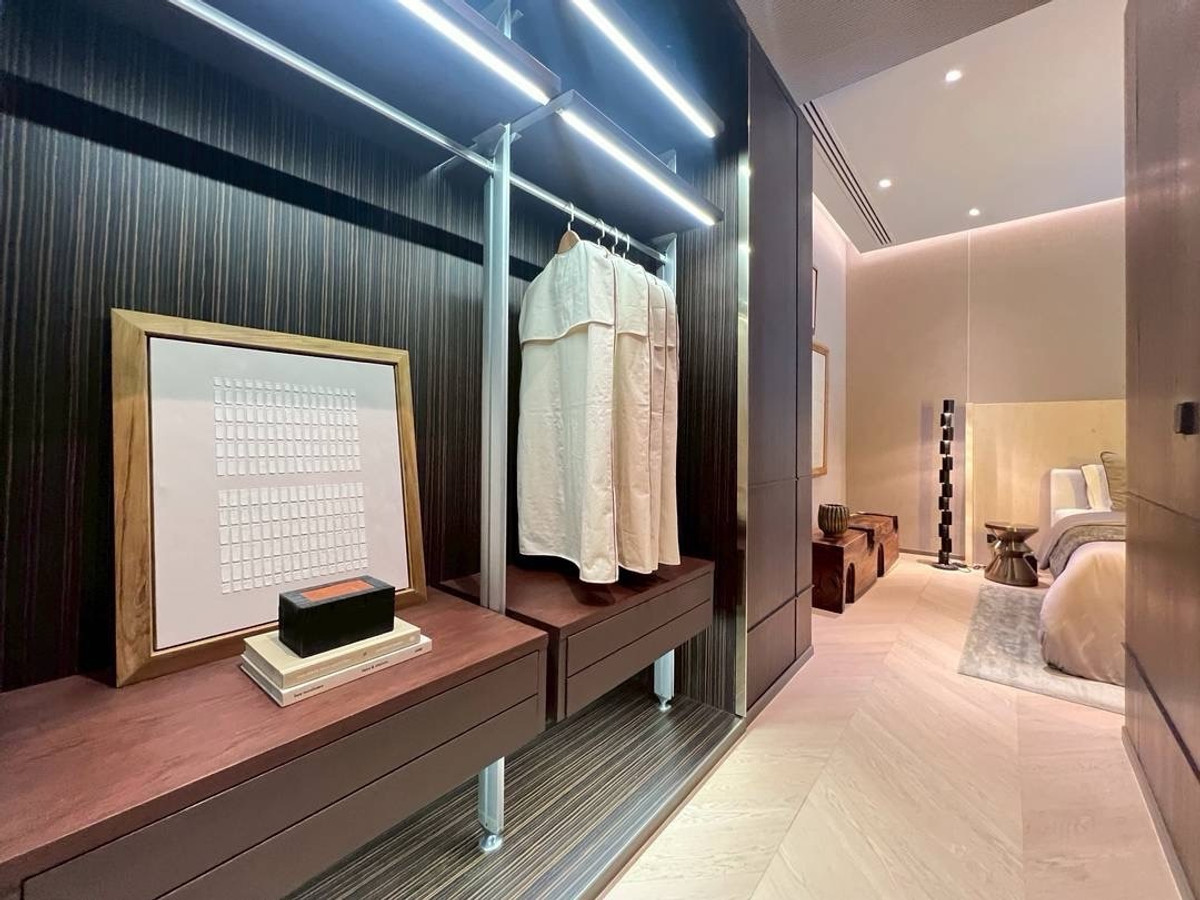 ขายบ้านบางซื่อ วงศ์สว่าง เตาปูน : บ้านเดี่ยวสุดหรู Super Ultra Luxury มีความส่วนตัวสูง
 ทำเลดีติดถนนใหญ่รัชดาภิเษก