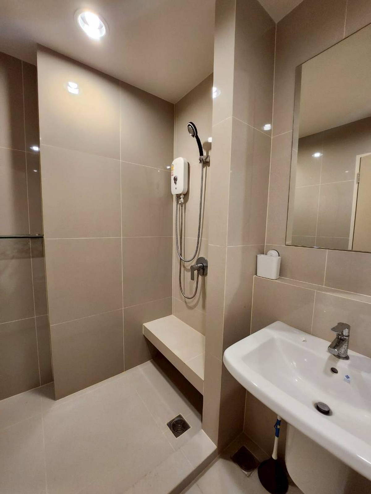 For RentCondoSamut Prakan,Samrong : *FOR RENT* Nich-mono Sukhumvit-Puchao next to BTS Pu Chao