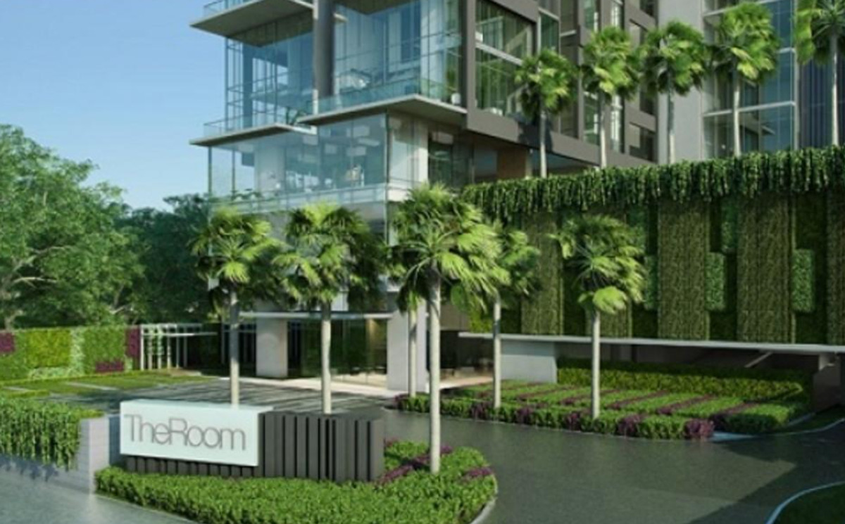 For SaleCondoSukhumvit, Asoke, Thonglor : ✨ For Sale: The room sukhumvit 21 Condo ✨ 💰 Only 6,200,000 THB 1 bedroom size 50 Yes, I didn't write it wrong. This price will definitely go fast. Condo in the heart of Asoke Condo opposite the GMM building. Beautiful room. Fully furnished. There is a roo