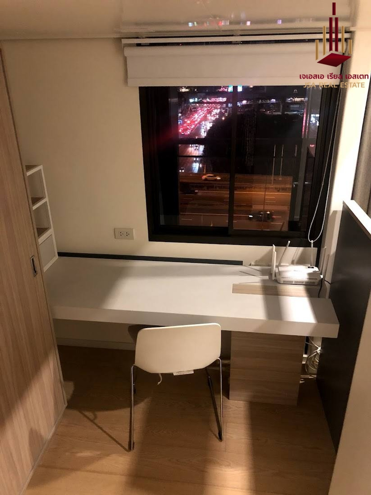 For SaleCondoRama9, Petchburi, RCA : ✨ For Sale: Chewathai Residence Asoke Condo ✨ 💰 Only 4,640,000 THB