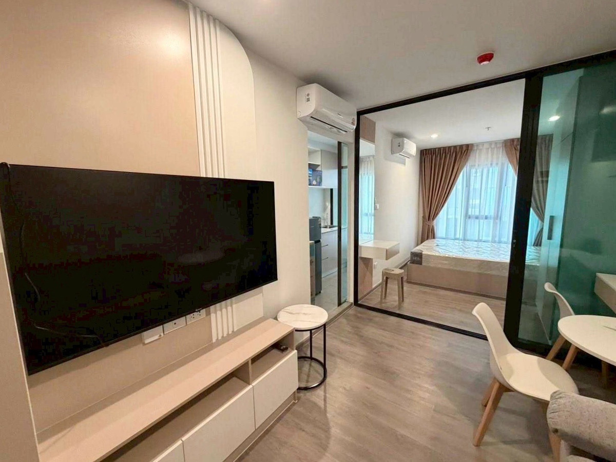 ให้เช่าคอนโดท่าพระ ตลาดพลู วุฒากาศ : @condocurator📍ให้เช่า Regent Home Wutthakat เฟอร์นิเจอร์ครบ มีเครื่องซักผ้า [PM4423]