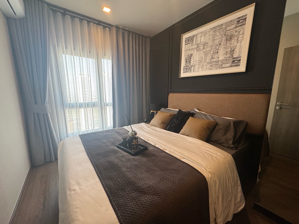 For SaleCondoLadprao, Central Ladprao : Urgent sale, special price, Metris District Ladprao, price starts at 4.18 million baht, new room, contact 0869017364.