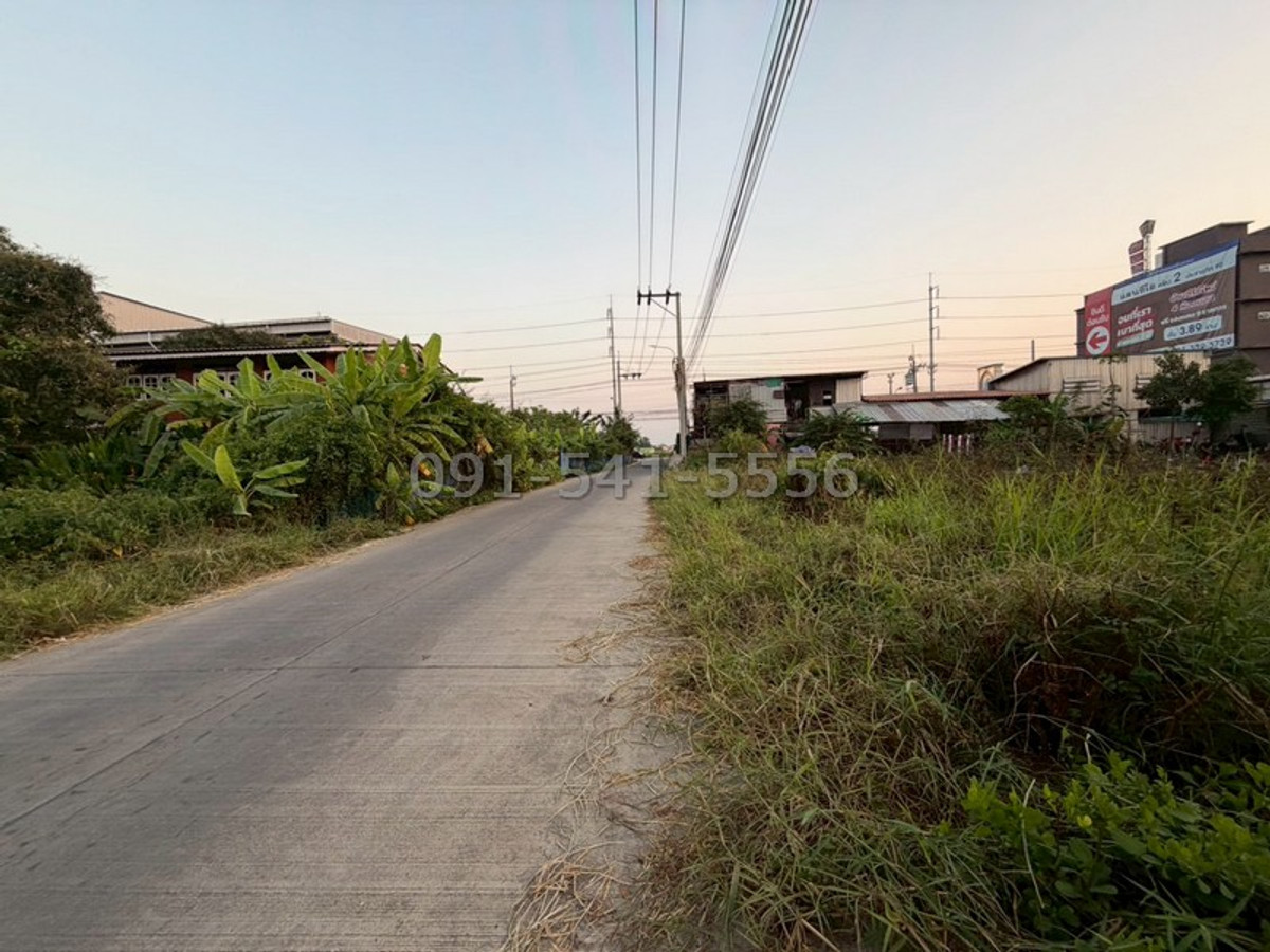 For SaleLandBangna, Bearing, Lasalle : Empty land for sale, 1-1-94 rai, opposite Lalin Town Village, Soi Pracha Uthit 90, beautiful plot of land, potential location.