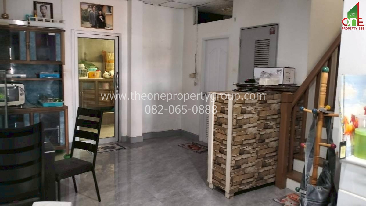For SaleTownhomePathum Thani,Rangsit, Thammasat : 2-story townhouse, Thai Somboon Village 2, Rangsit - Khlong 3, Rangsit-Nakhon Nayok Road, Khlong Sam, Khlong Luang, Pathum Thani.