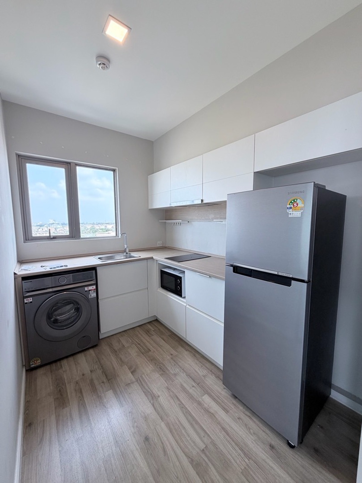 ให้เช่าคอนโดพระราม 2 บางขุนเทียน : 🦋0105 ให้เช่าคอนโดอีส2 พระราม2                  📞ติดต่อ: 098 742 6265 (น้ำตาล)