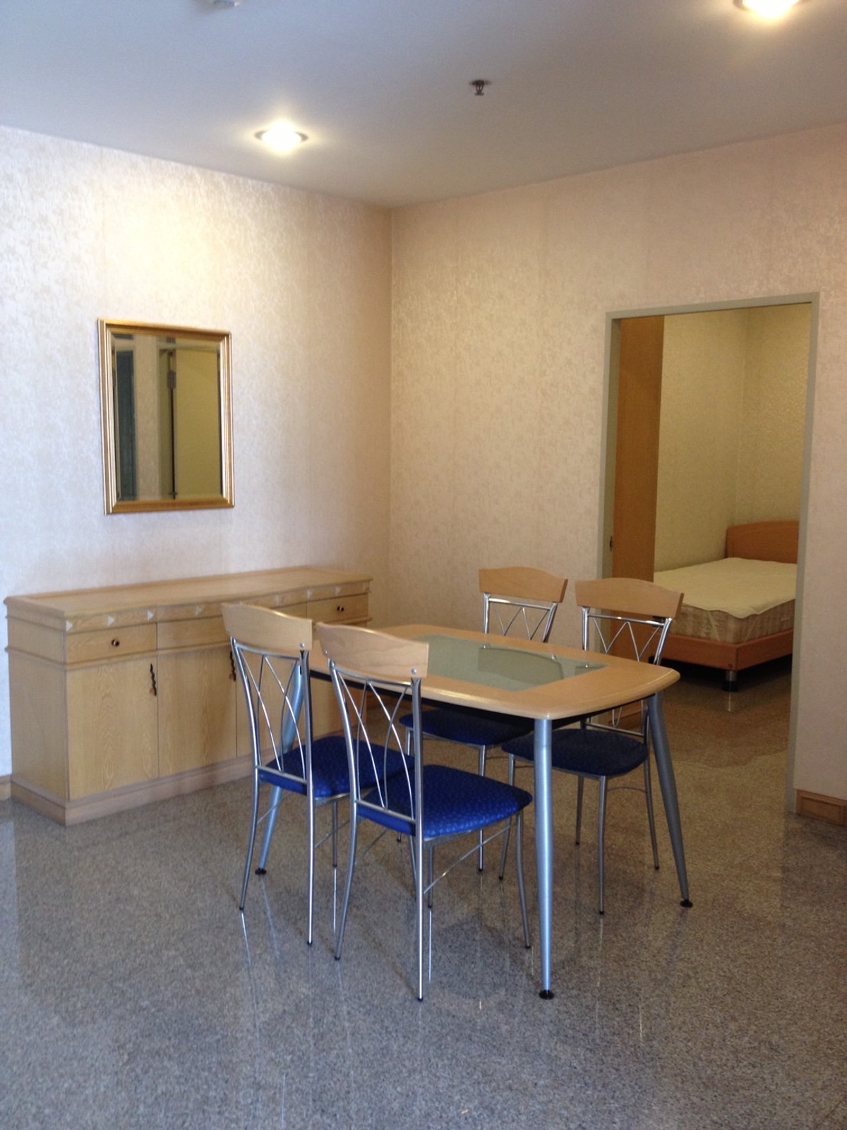 ให้เช่าคอนโดราชเทวี พญาไท : ให้ เช่า ด่วน ปทุมวัน รีสอร์ท 2ห้องนอน 2ห้องน้ำ Condo pathumwan resort