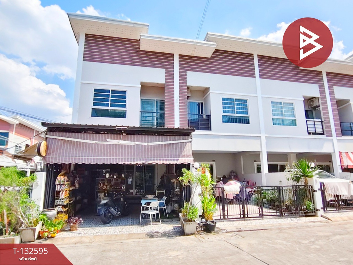 For SaleTownhomePattaya, Bangsaen, Chonburi : Townhouse for sale Pornthep Garden Ville 9 Project, Nong Pla Lai, Chonburi
